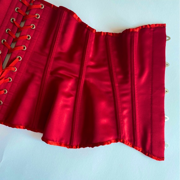 North Bound Leather Women’s Satin Red Underbust Cincher / Corset - Picture 3 of 13